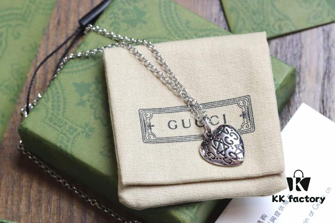 692ff1e099f2d84055c8d8b0 Valentine's Gift ❤️ Gucci Floral and Bird Series Blind for Love Star Necklace
