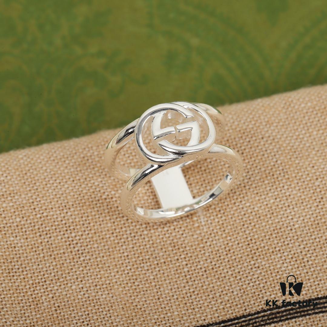 692ff25099f2d84055c8d92f Gucci Interlocking Double G Wide Ring, Made of Pure Silver with Z + ZP Markings