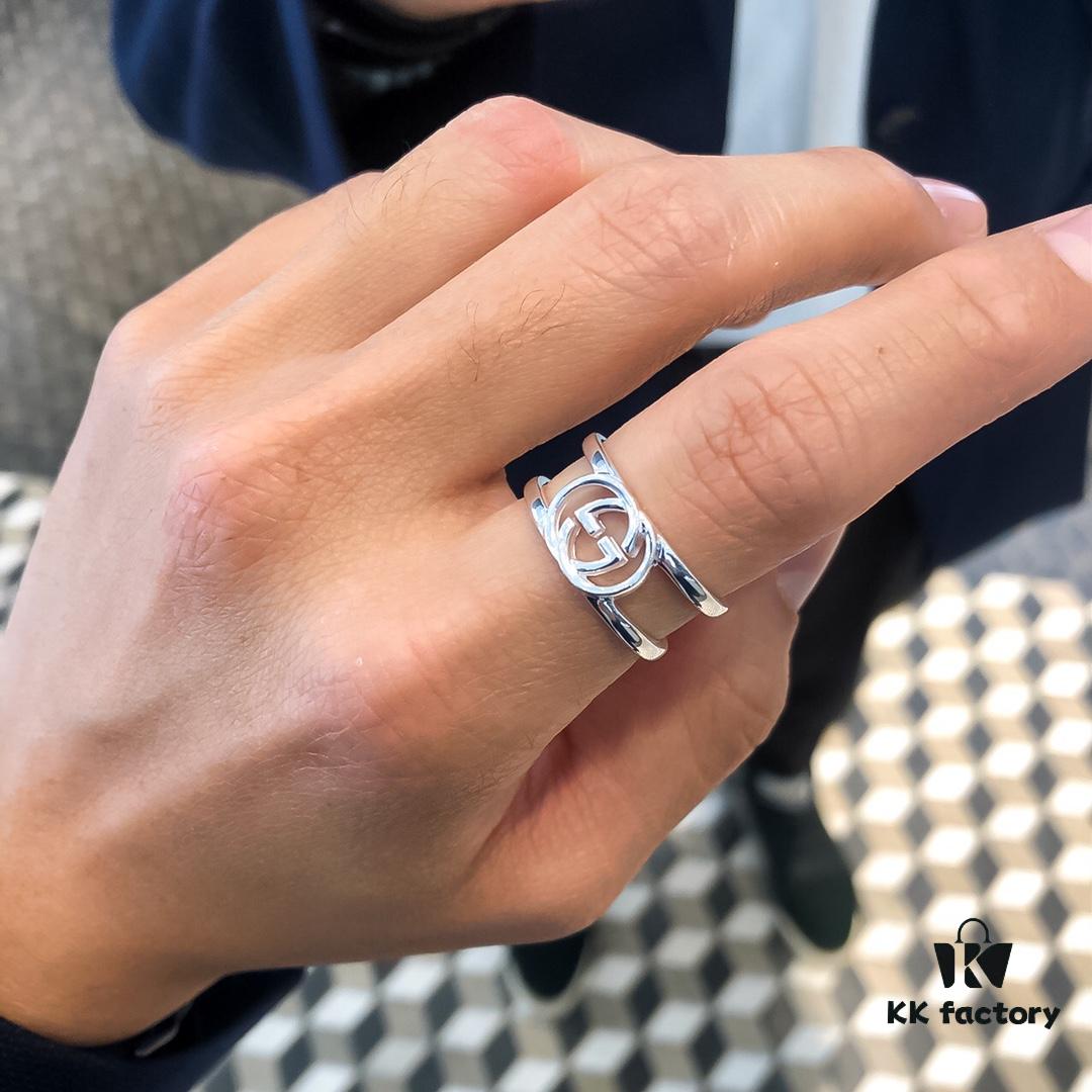 692ff25599f2d84055c8d933 Gucci Interlocking Double G Wide Ring, Made of Pure Silver with Z + ZP Markings