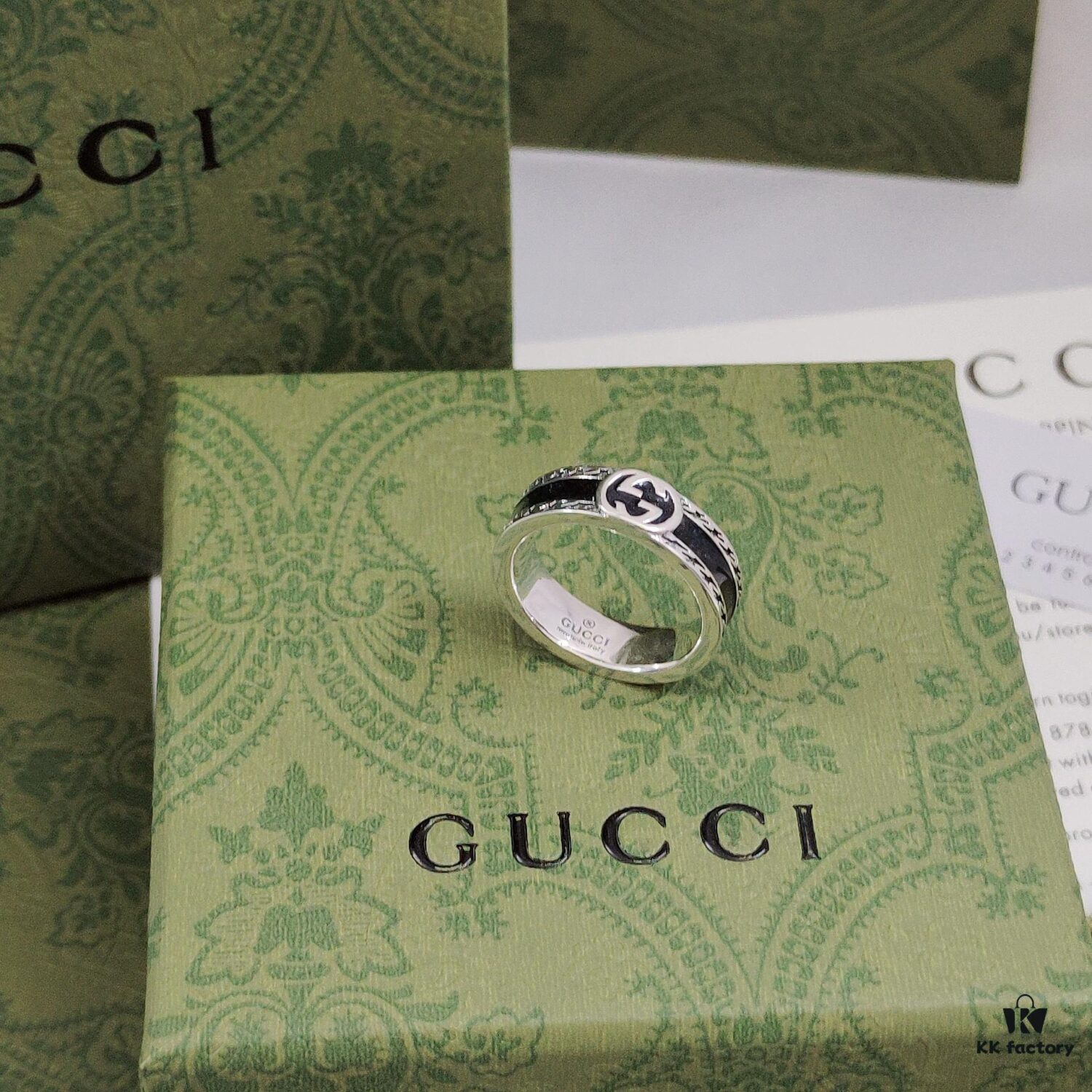 692ff27c99f2d84055c8d971 Gucci GUCCI New 2022 Enamel Black Ring!! Super Brightening, Love at First Sight