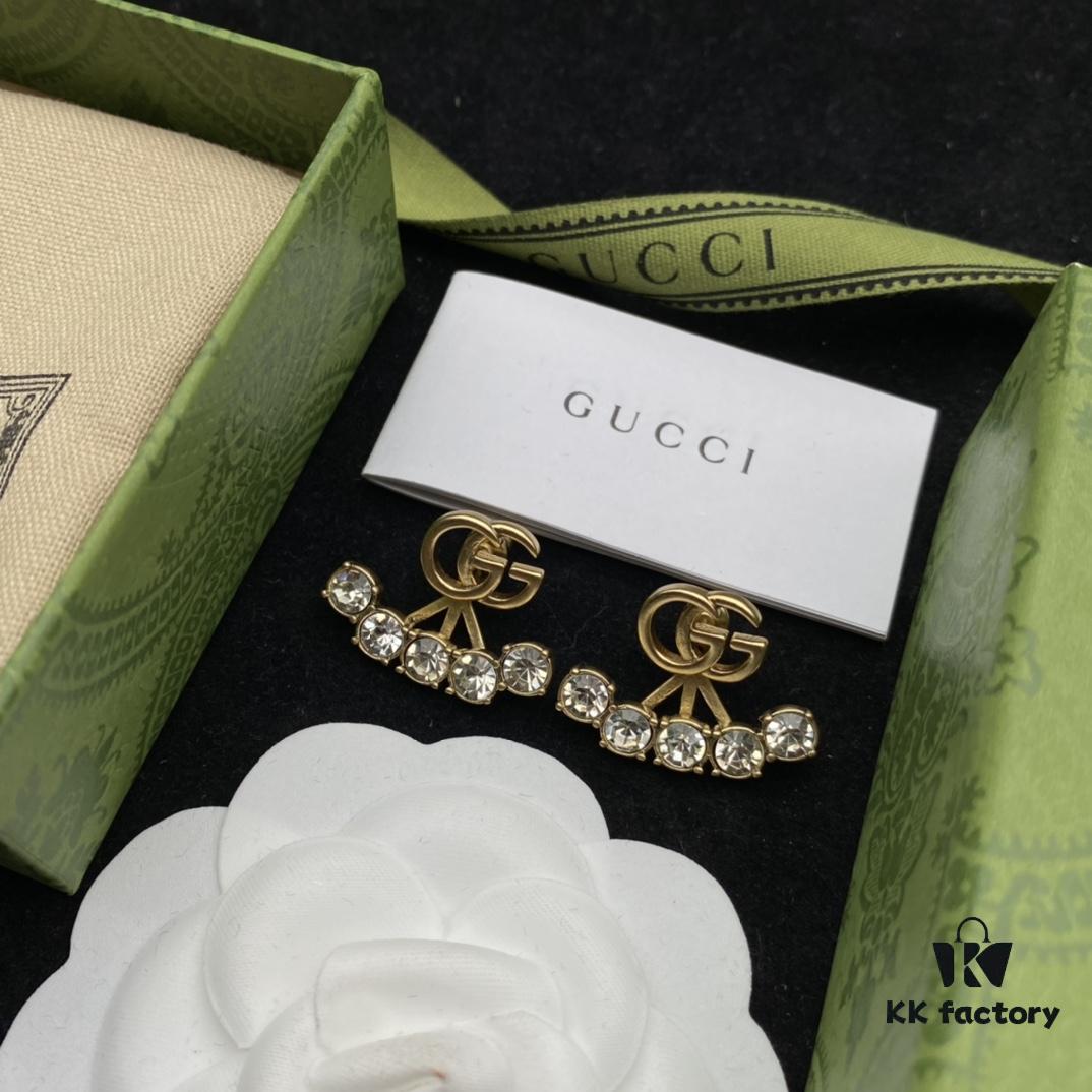 692ff2df99f2d84055c8da47 Gucci GG Pearl Inlaid Diamond Elegant Retro Stud Earrings