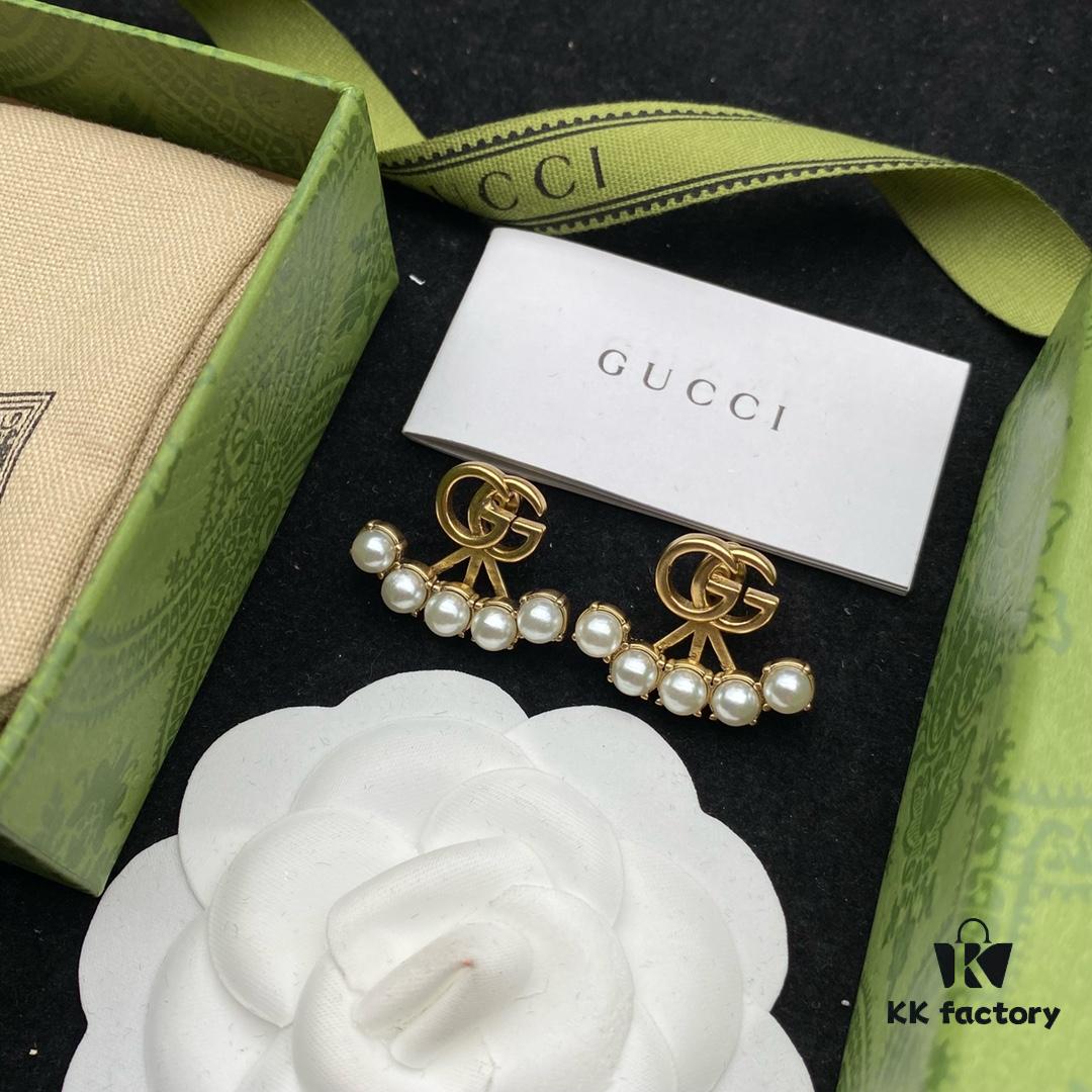 692ff2e199f2d84055c8da4a Gucci GG Pearl Inlaid Diamond Elegant Retro Stud Earrings