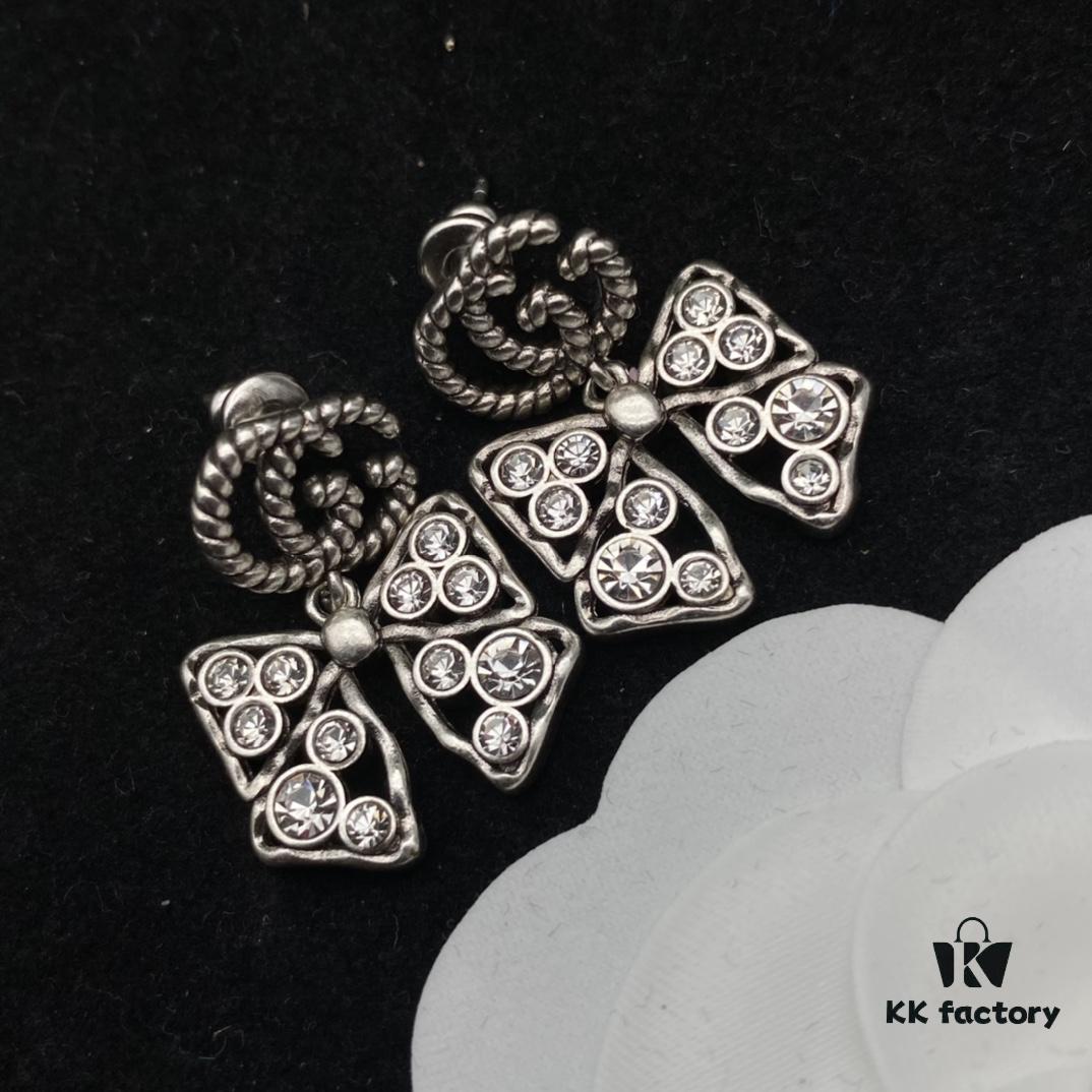692ff2fe99f2d84055c8da73 Gucci Double G Bow Diamond-Paved Elegant Stud Earrings 💚