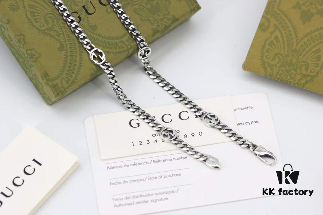 692ff31599f2d84055c8da9c New Arrival💗 Gucci Interlocking Black Enamel Double G Chain Necklace 5354280