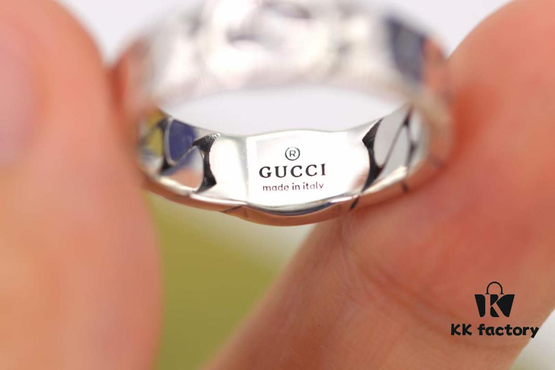 New Arrival💗 Gucci Interlocking Wide Black Enamel Double G Ring in Sterling Silver. 5351120