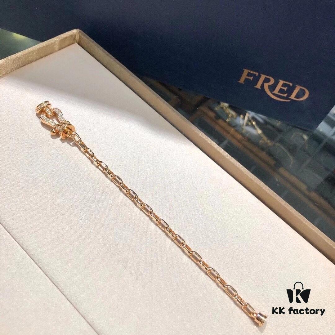 692ff34499f2d84055c8daf2 Fred FRED France FORCE10 Series Diamond-Studded Horseshoe Clasp Chain Bracelet – Large Size