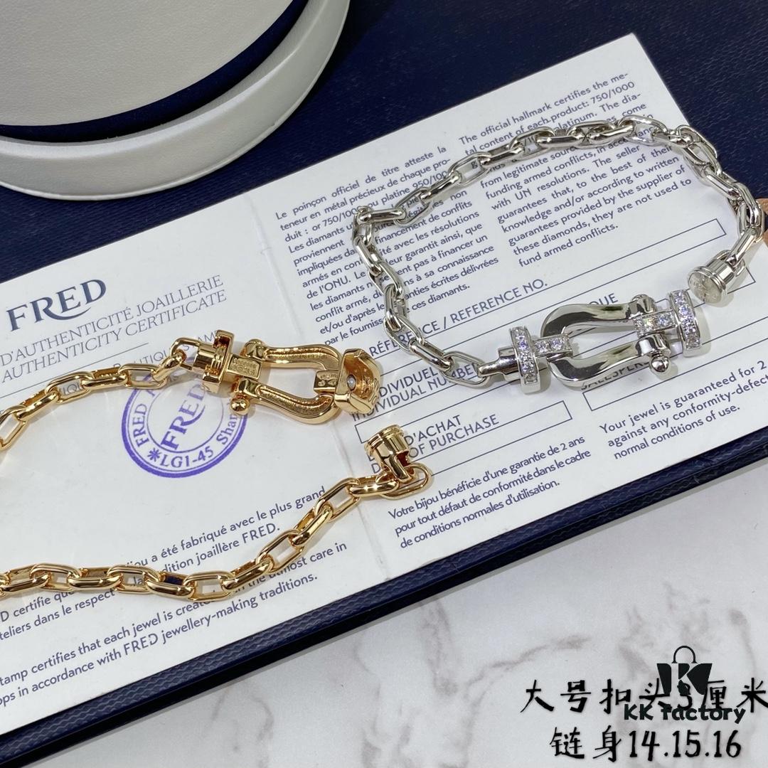 692ff34e99f2d84055c8db04 V Gold Material with Large Chain – New Arrival ❤️ Hot Release 🎉 Fred-style Oversized Half-Diamond Buckle Bracelet 👉🏻 Luxury, Fashionable, Exquisite ⚪️⭐️ High-End Custom Design – Thickened 18K Gold Plated Craftsmanship, Precision Micro-Inlay, A Must-Have for Influencers and Fashion Enthusiasts