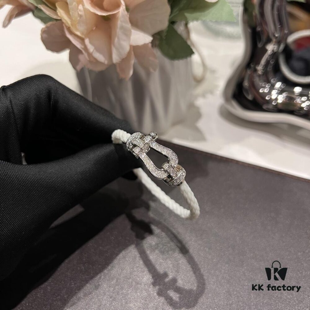 692ff3a199f2d84055c8db84 Fred Jewelry White Diamond-Paved Bracelet