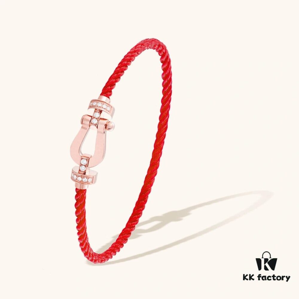 692ff3cc99f2d84055c8dbcc Fred Fred Red String Bracelet