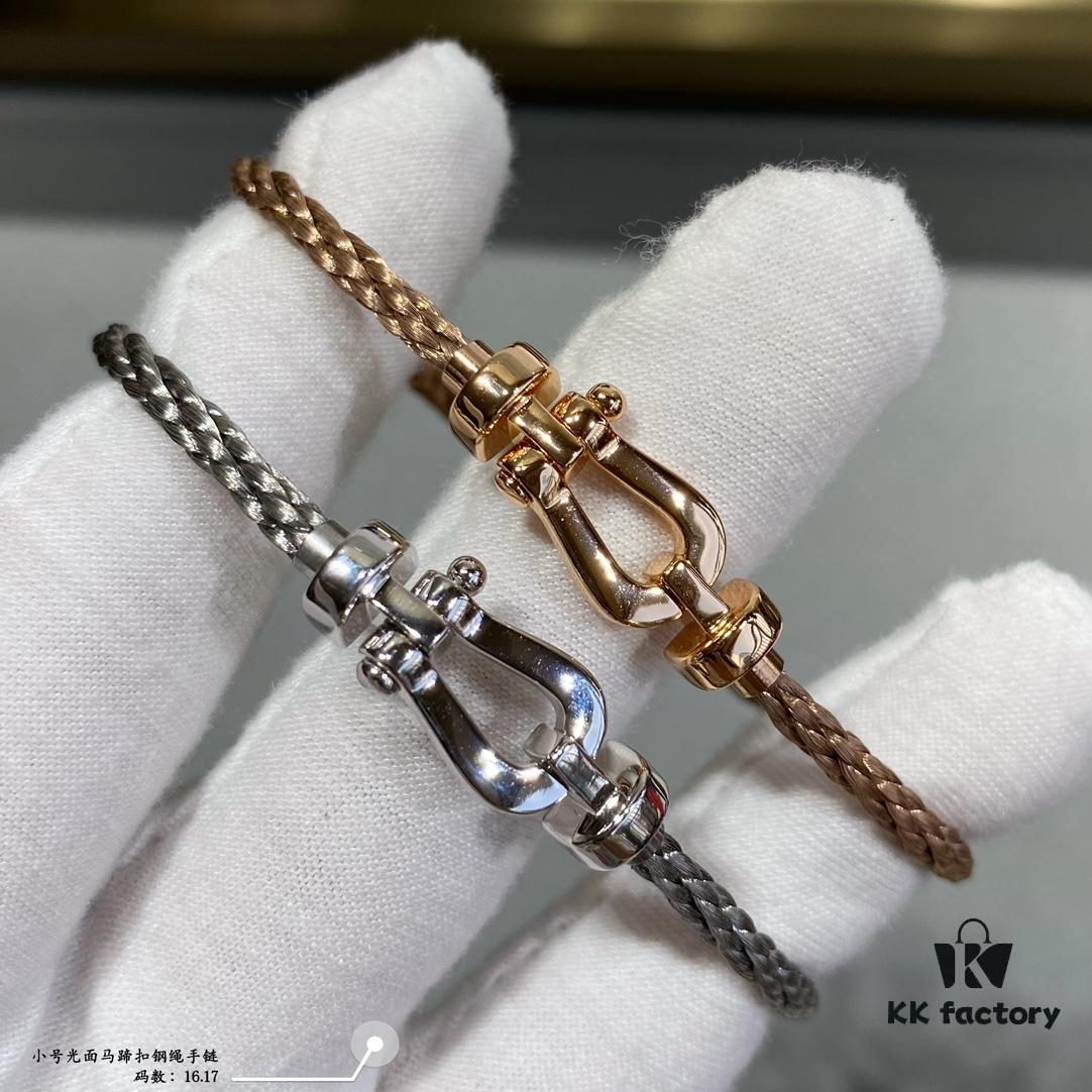 692ff47f99f2d84055c8dcd1 Fred Small Smooth Horseshoe Knot Steel Rope Bracelet - Luxury Fashion Exquisite Design, High-End Customized 18K Gold Plated Thickened Craftsmanship