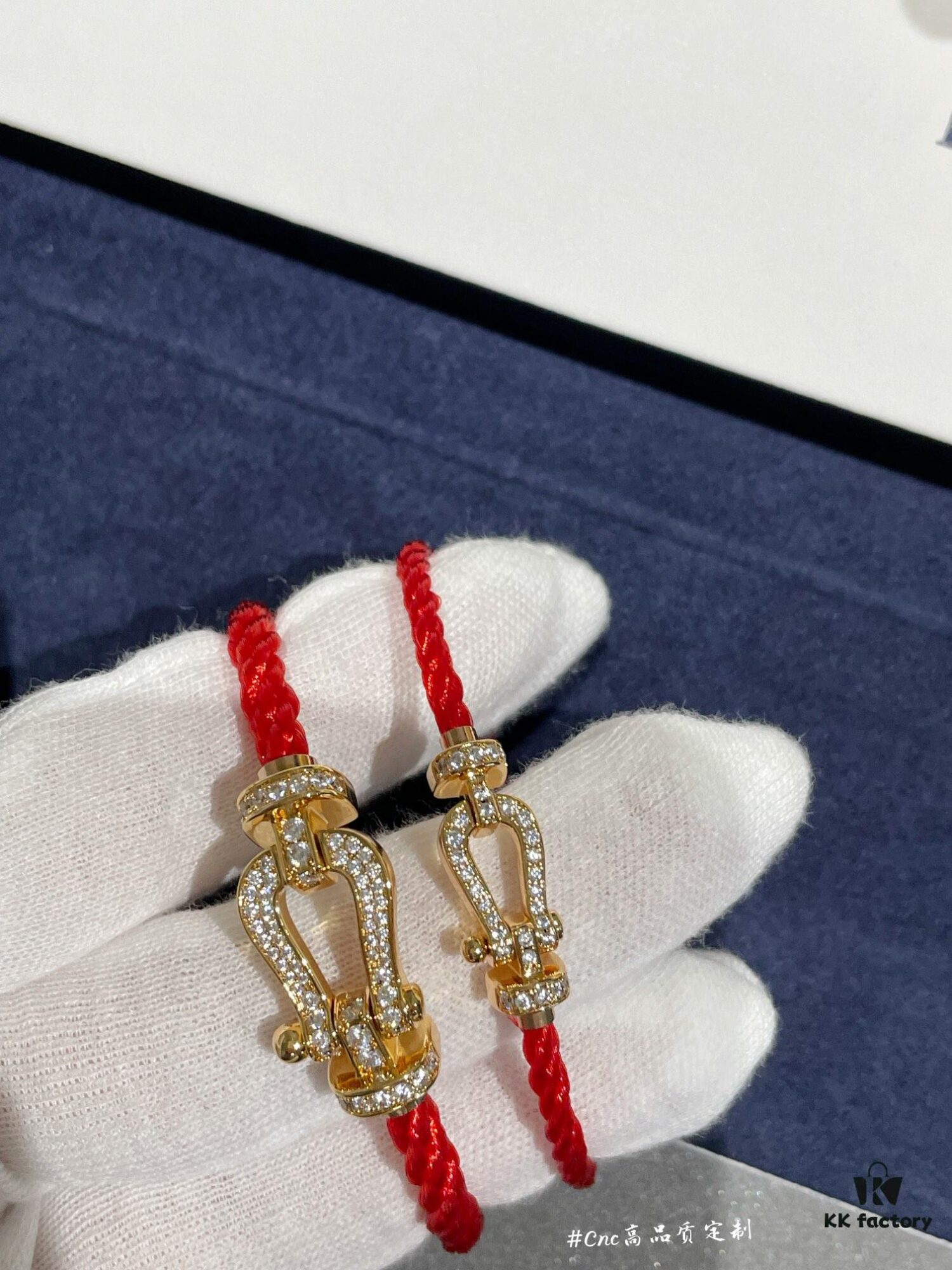 692ff51699f2d84055c8dd73 FRE*D Full Diamond Horsehoof Knot Red Bracelet, CNC Precision Carved, Experience the Quality from Our Real Photos