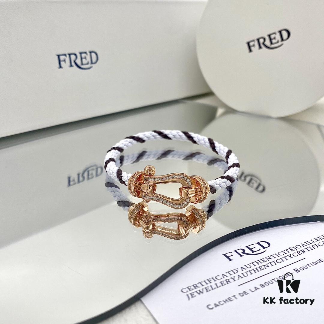 692ff56099f2d84055c8ddde FRED Fred Force 10 Large Half-Paved Diamond Bracelet