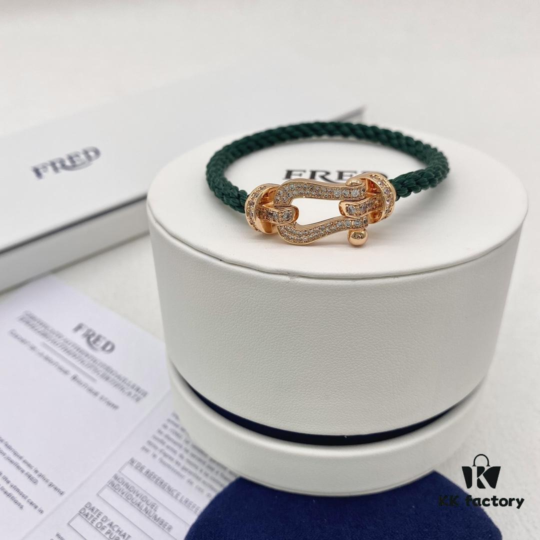Elegant Green, Free as the Wind – Refreshing Hue, Unleash Your Active Energy