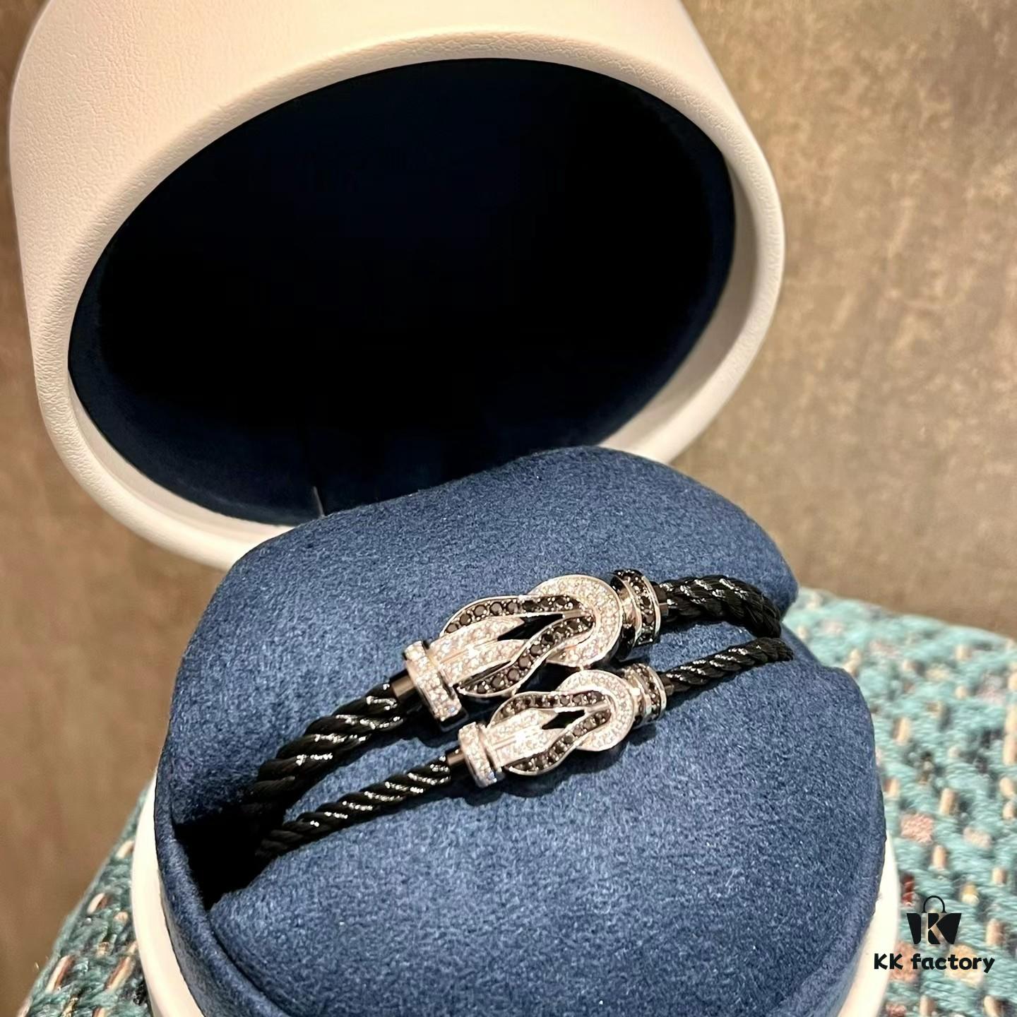 692ff65f99f2d84055c8df63 Exquisite Panda Couple Bracelets with Black and White Design