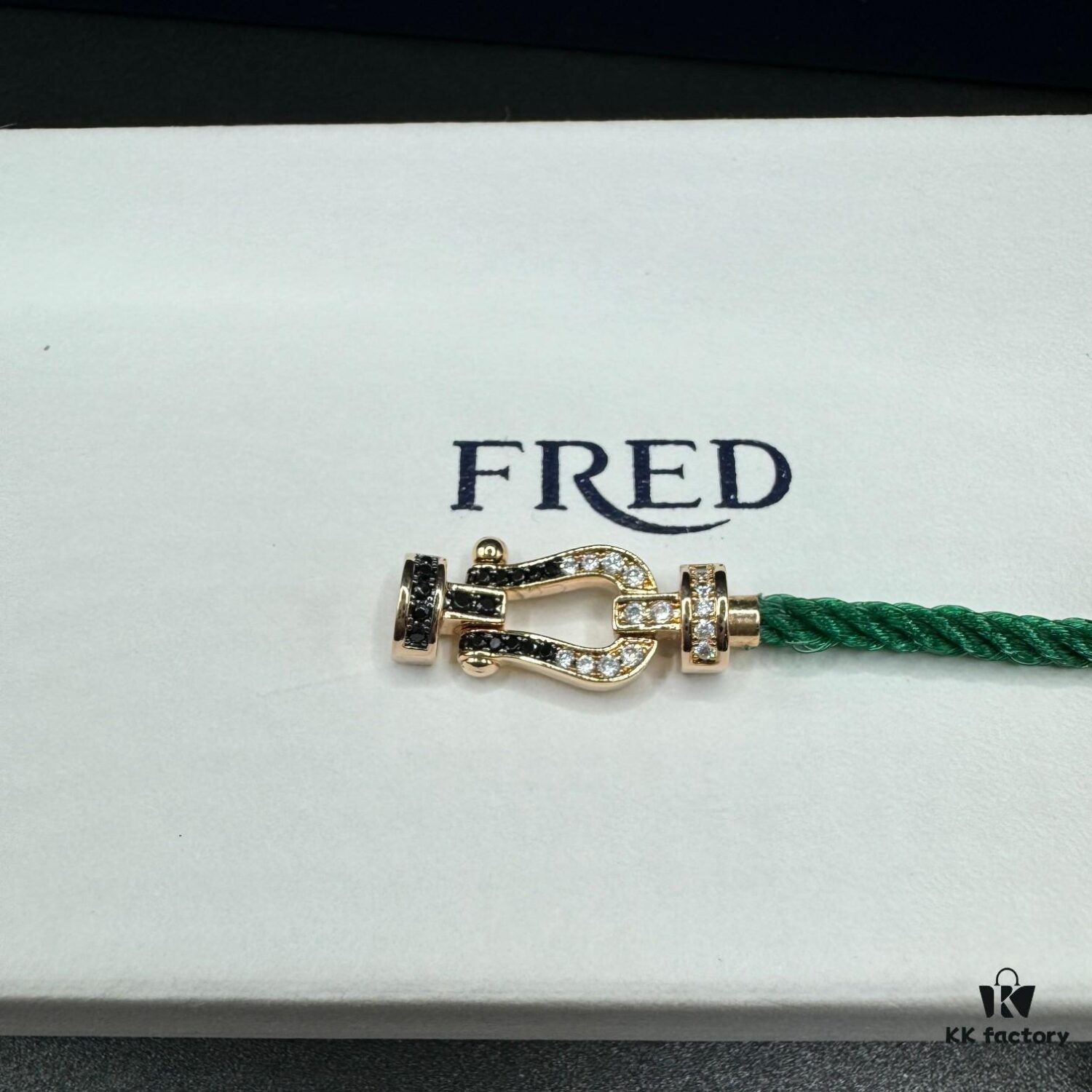 692ff66b99f2d84055c8df73 FRED Force 10 Bracelet in Rose Gold with Black and White Gemstones – Medium Size, Steel Cord Design