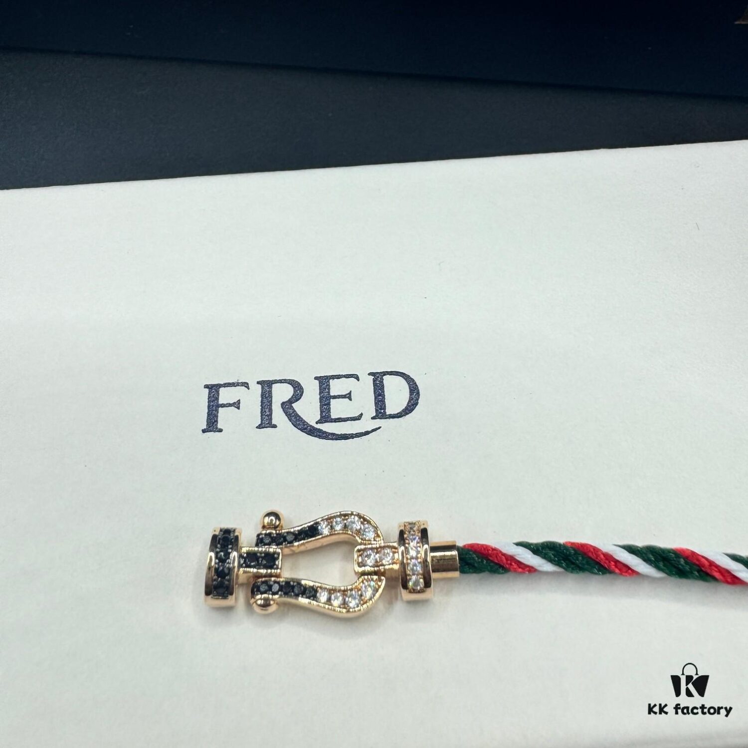 692ff67d99f2d84055c8df87 FRED Fred Bracelet