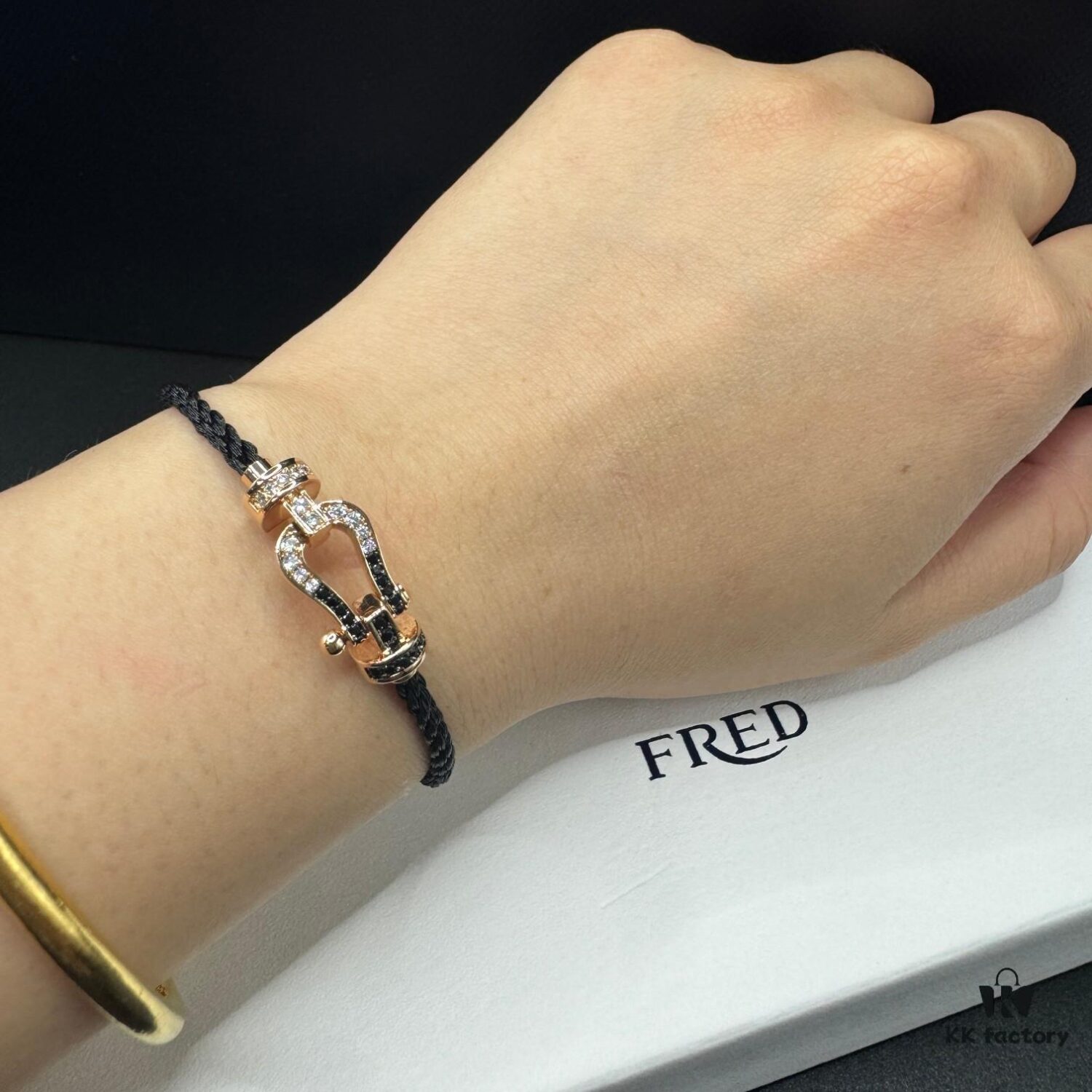 692ff68199f2d84055c8df8e FRED Force 10 Bracelet in Rose Gold with Black and White Gemstones, Medium Size, Steel Cable Design