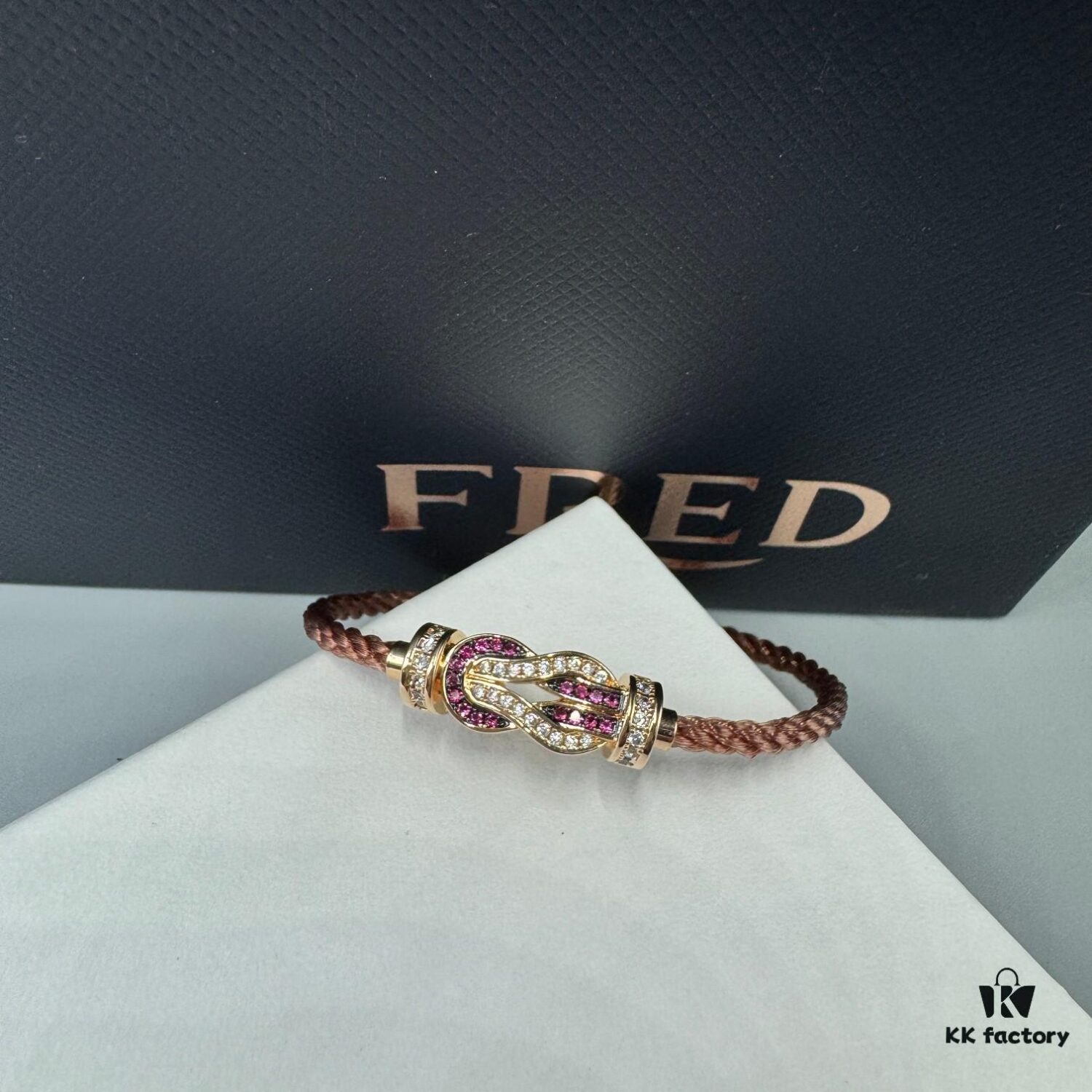 FRED Force 10 Bracelet in Rose Gold, Medium Size with Ruby Cabochon and Steel Cable