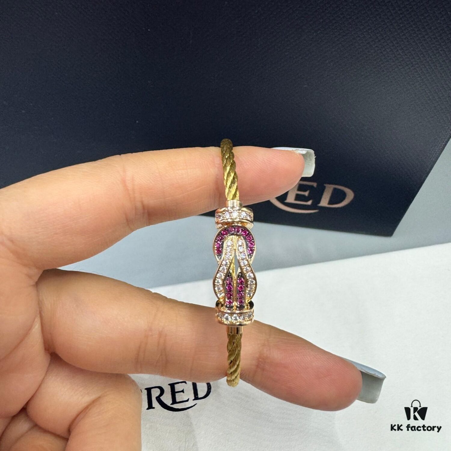 FRED Force 10 Bracelet in Rose Gold, Medium Size with Ruby Cabochon, Steel Cable Design