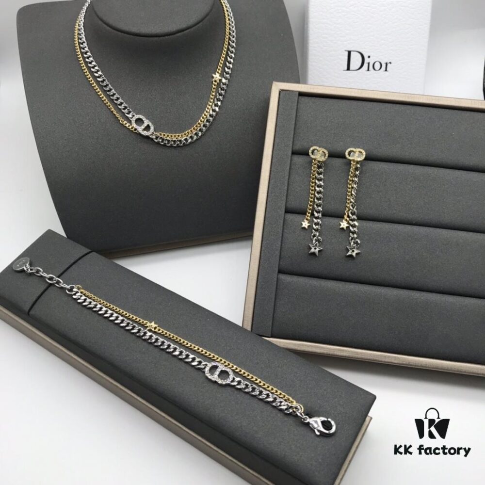 692ff77199f2d84055c8e0e9 Dior In Stock New Arrival Set