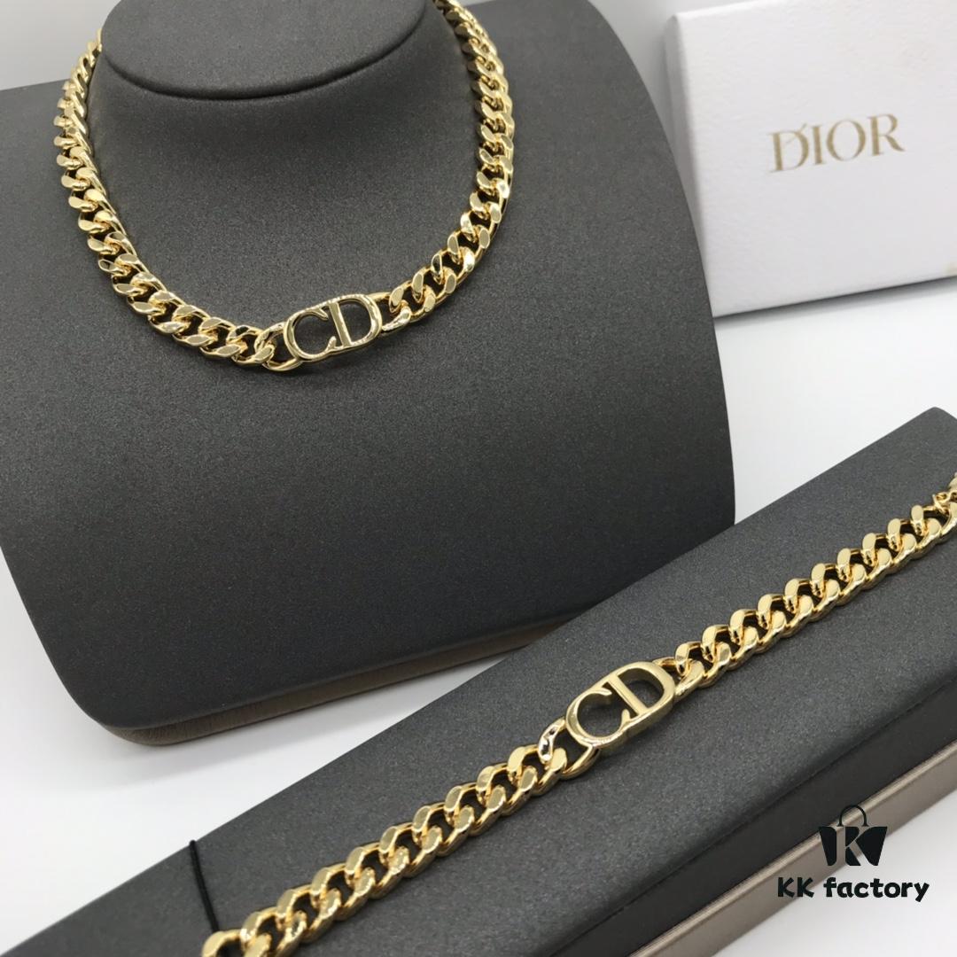 Dior Stock Available New Arrival Set