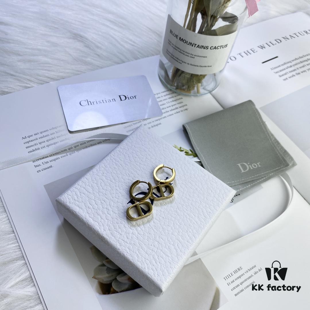 Dior Stock Available New Style Earrings