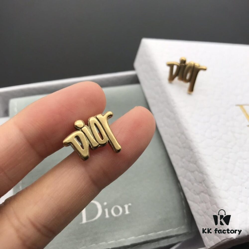 692ff7b599f2d84055c8e173 Dior In-Stock Style Stud Earrings