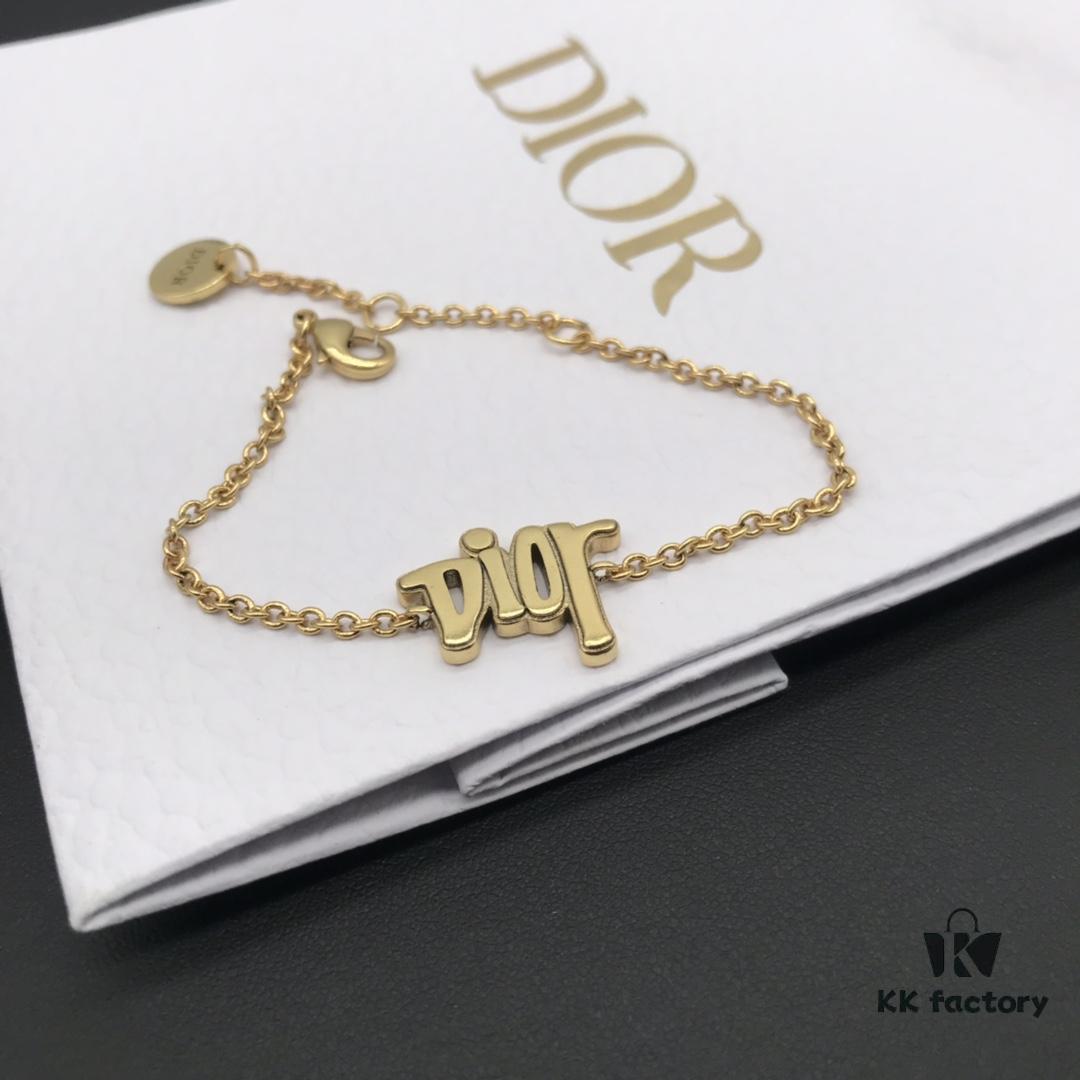 692ff7c499f2d84055c8e18d Dior In-Stock Style Dior Bracelet