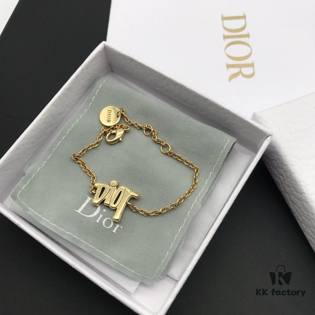 692ff7c599f2d84055c8e190 Dior In-Stock Style Dior Bracelet