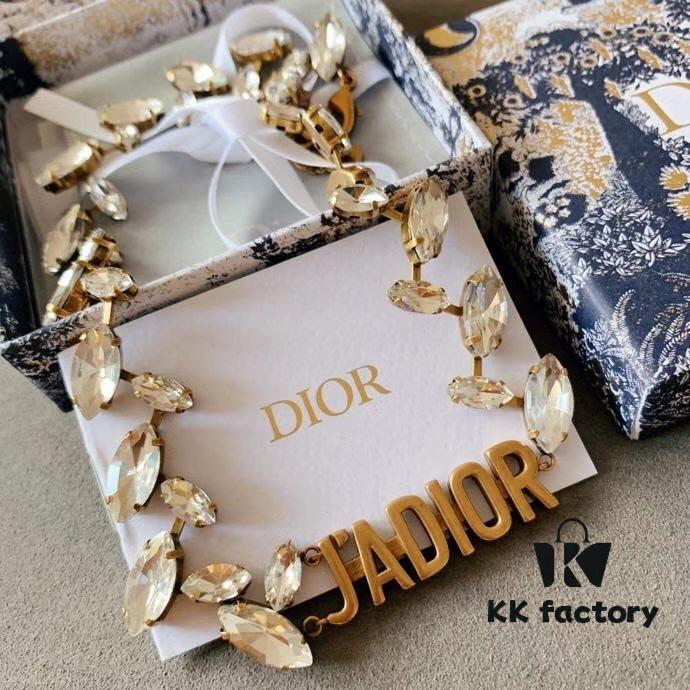 692ff7e399f2d84055c8e1c6 Dior JA Letter Willow Diamond Choker, Beautiful in Every Way You Wear It