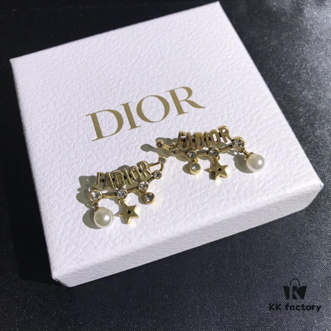 692ff7f299f2d84055c8e1dc Dior In-Stock Style Stud Earrings