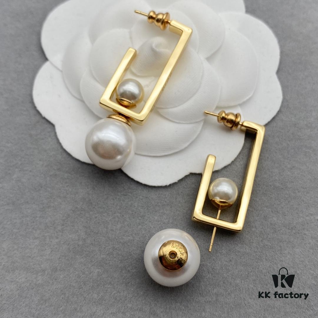 Dior Earrings, Irregular Style, Unique Design, Definitely Beautiful, Worth Buying