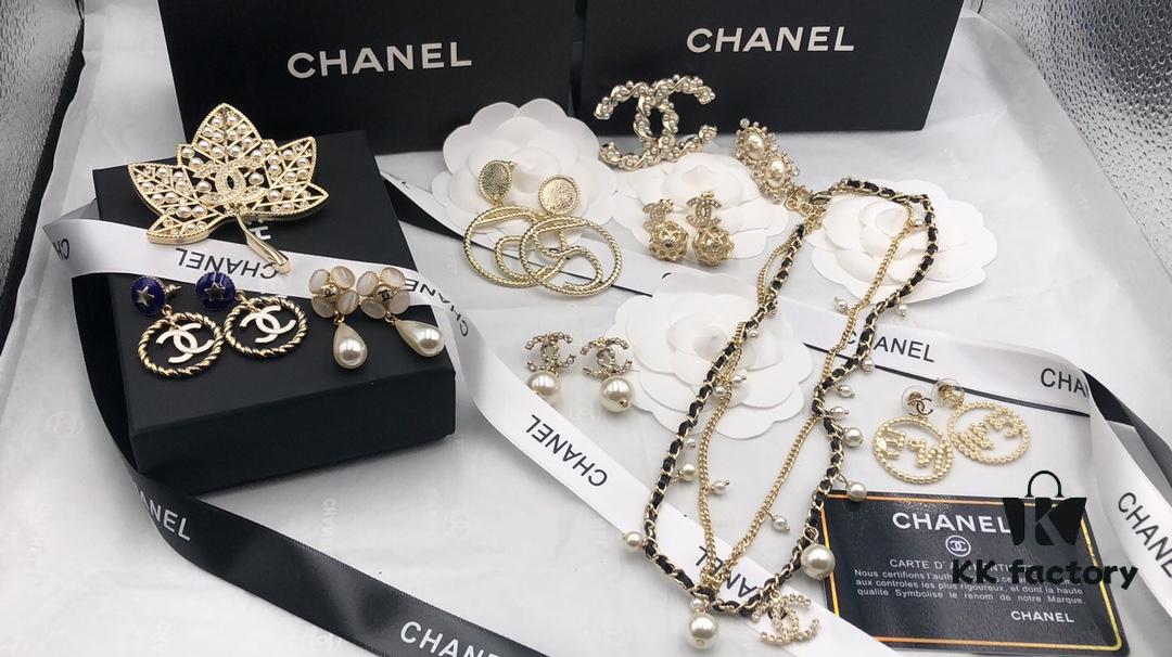 692ff83199f2d84055c8e238 2021 Dior Chanel Autumn/Winter New Arrival Earrings, Necklace, Bracelet, Ring, 1:1 Authentic Replica with Engraved Logo, Brass Material with Sterling Silver Pin