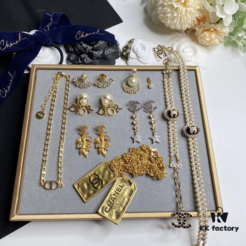 692ff83e99f2d84055c8e24b 2020 New Arrival ✨ Today's #NewArrival #Shipment ✨✨✨ C Brand 💎 D Brand Collection Image Must-Have Style for Little Fairies 🌟🧚🏻♀️ All Feature ZP Customization 💫