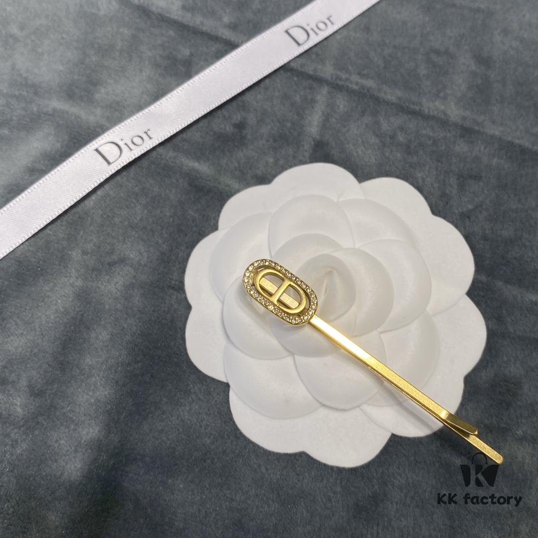 Dior CD Hair Clip, Same Material as Counter Version, Classic Retro Stylish Hair Accessory