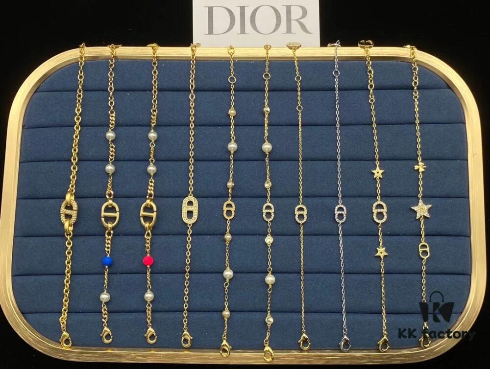 692ff8a999f2d84055c8e2f6 Dior DIOR Bracelet Collection Set Image