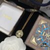 692ff8f599f2d84055c8e36f Dior New Letter Star Round Resin Elegant Retro Necklace