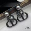 Dior New Letter Pearl Elegant Retro Stud Earrings