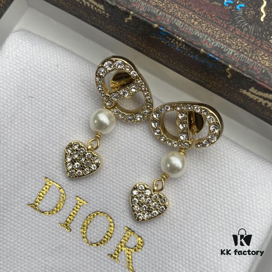 692ff90f99f2d84055c8e392 Dior New Letter Heart Pearl Diamond-Encrusted Vintage Tassel Stud Earrings
