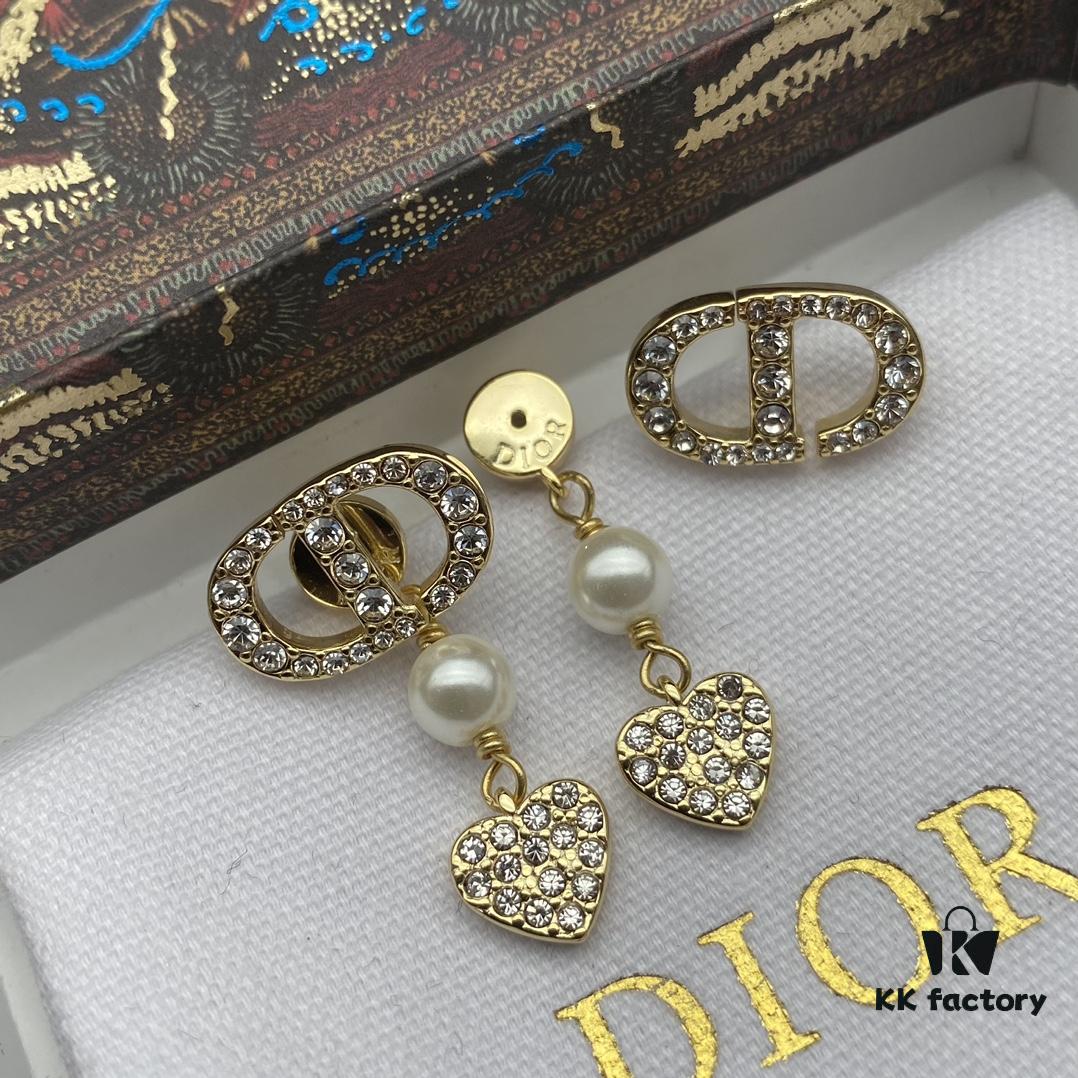 692ff91099f2d84055c8e397 Dior New Letter Heart Pearl Diamond-Encrusted Vintage Tassel Stud Earrings