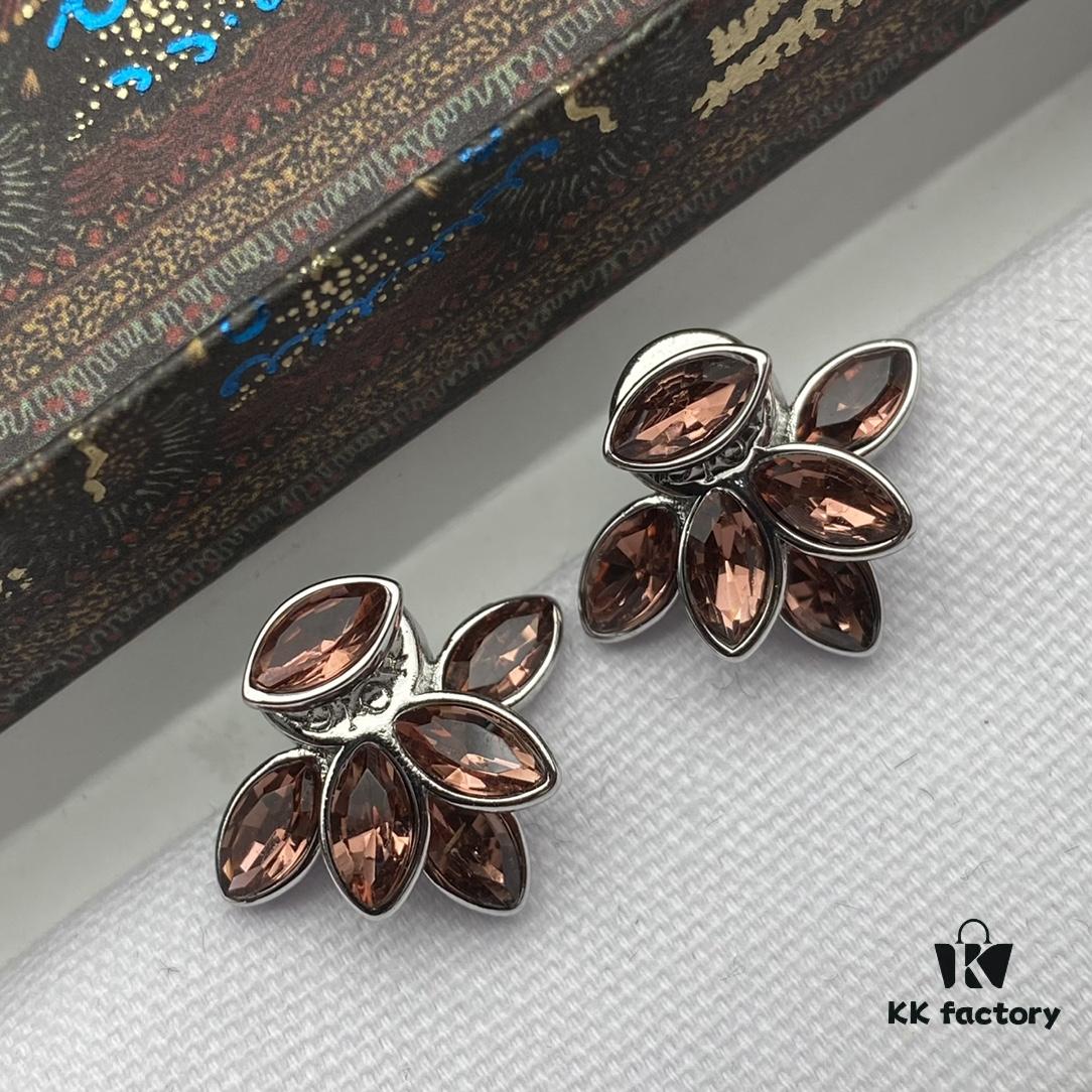 692ff91799f2d84055c8e3a2 Dior New Petal-Style Diamond-Inlaid Elegant Retro Stud Earrings