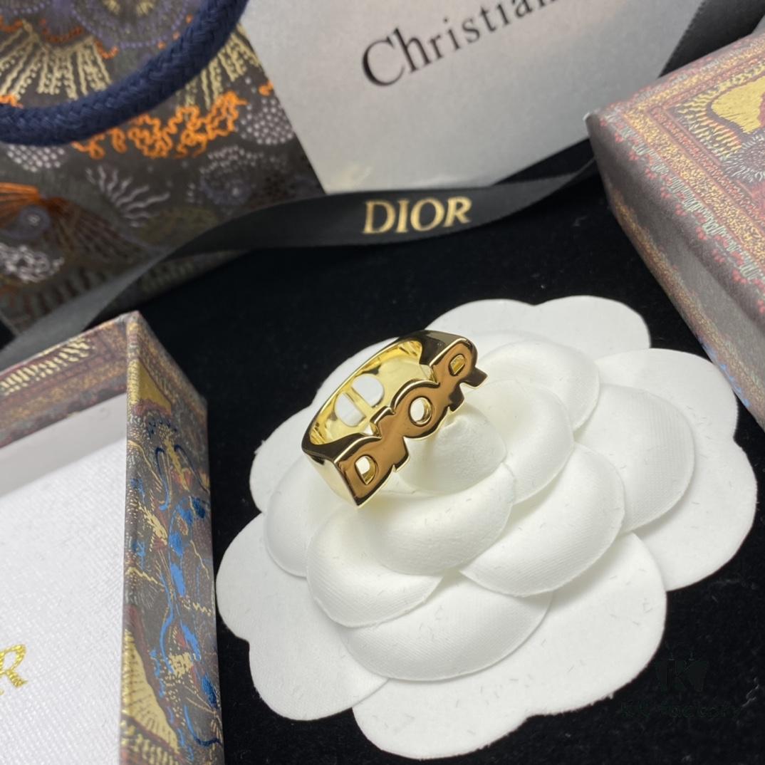 Dior New Letter Style Retro Ring