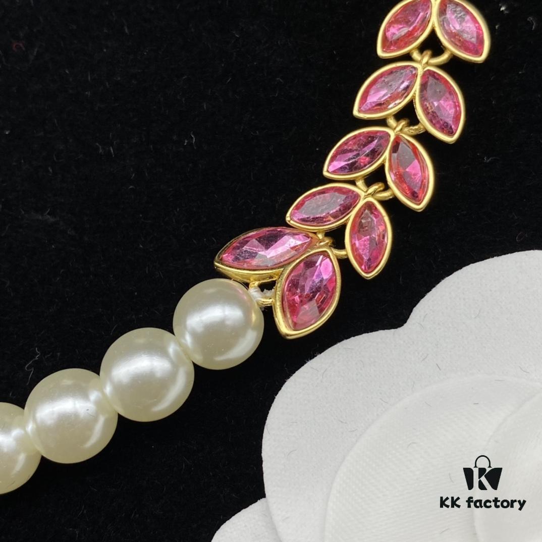 Dior New Style Letter Pearl Resin Rhinestone Inlaid Fashion Elegance