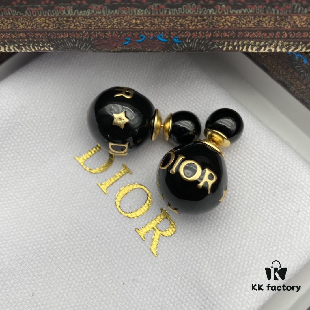 Dior New Style Letter Star Resin Elegant and Individual Stud Earrings