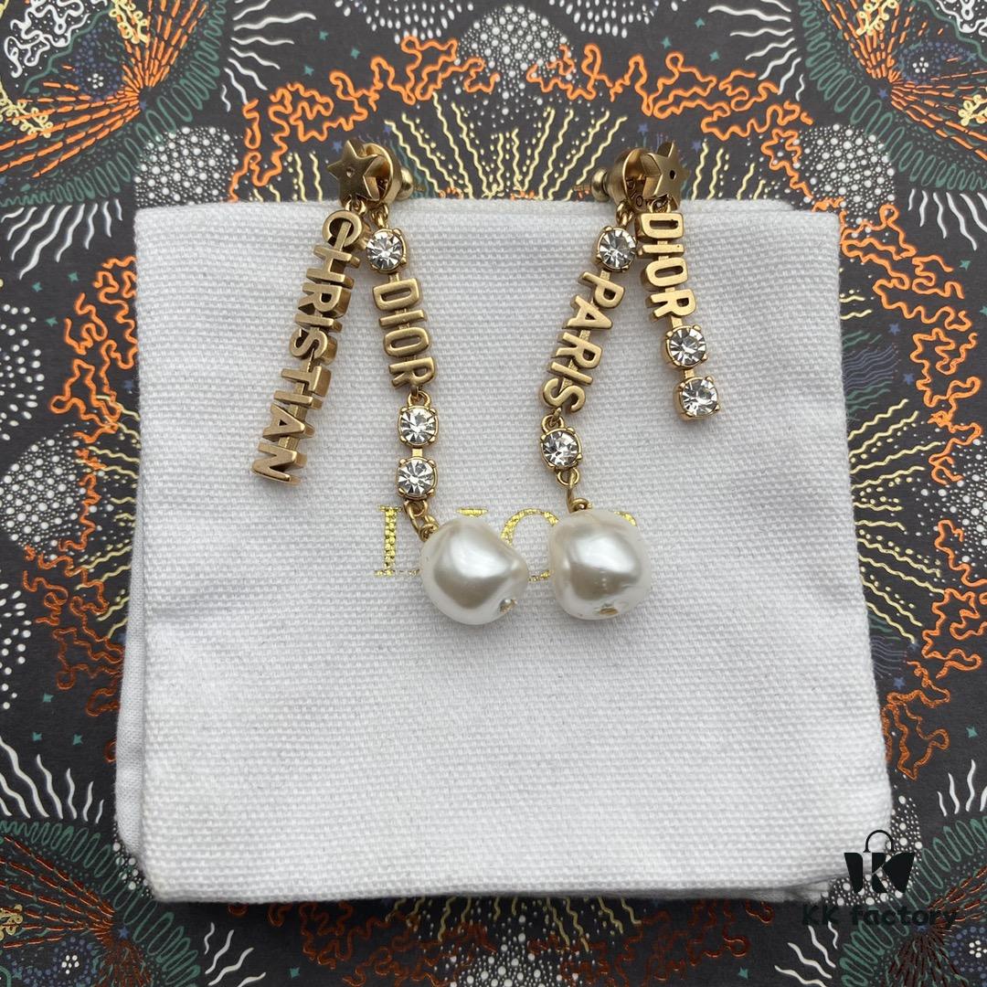 692ff9a299f2d84055c8e469 Dior DIOR Tassel Stud Earrings, Retro Style, Available in Two Colors: Yellow Gold and Another Option, Same Material, 925 Silver Post