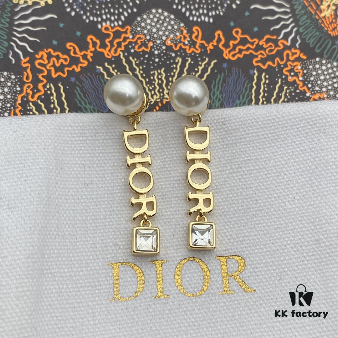 Dior Letter Square Diamond Pearl Stud Earrings