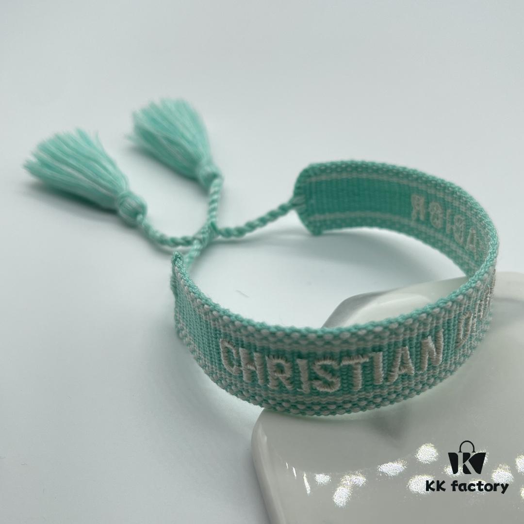 692ff9fd99f2d84055c8e4d3 Dior Bracelet Top Version 🌟 Bottom Print Logo Clear, Full and Rounded ‼️ ZP Used for Prototype Already Old and Dirty, One Very Notable ️ Detail: Lettering Font is Wobbly, Not Neat. Authentic Prototype Guaranteed 🌟 Vintage Aged Fashion Look, Upgraded Materials and Complex Craftsmanship, Same Style as Worn by Numerous Celebrities – Grab Yours Now! New Colors Continuously Updated...