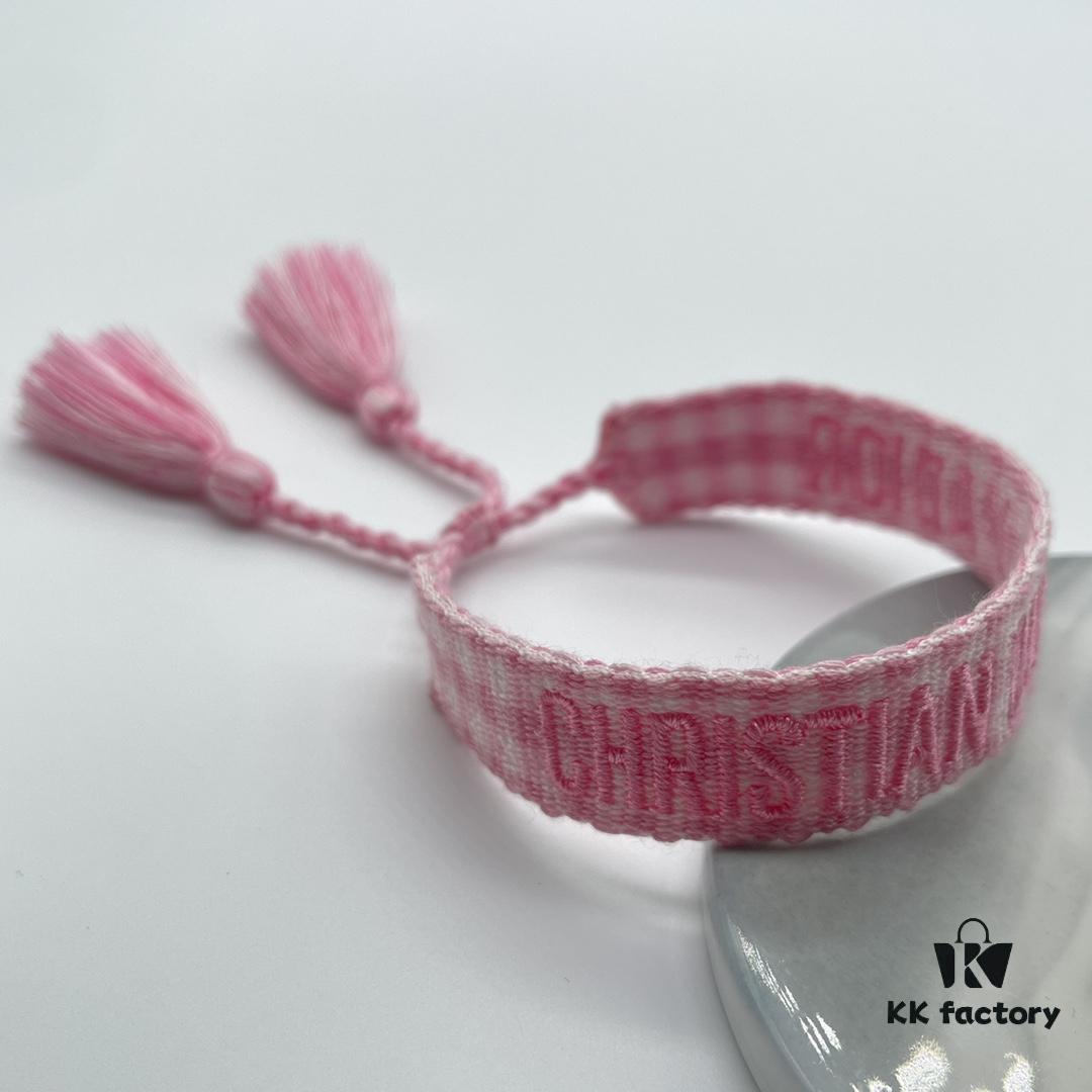 692ffa0199f2d84055c8e4dd Dior Bracelet Top Version 🌟 Bottom Print Logo Clear, Full and Rounded ‼️ ZP Used for Sample Making, Already Quite Dirty and Old, One Very Noteworthy ️ Detail Is That the Lettering Font Is Irregular, Not Neat. Trust the Authentic Sample 🌟 Vintage Aesthetic with Fashionable Distressed Design, Upgraded Materials and Complex Craftsmanship, Worn by Numerous Celebrities – Grab Yours Now! New Colors Continuously Updated...