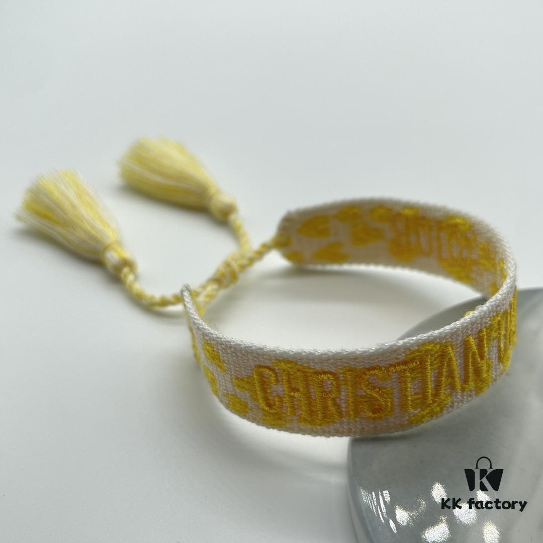 692ffa0199f2d84055c8e4df Dior Bracelet Top Version 🌟 Bottom Print Logo Clear, Full and Rounded ‼️ ZP Used for Sample Making, Already Quite Dirty and Old, One Very Noteworthy ️ Detail Is That the Lettering Font Is Irregular, Not Neat. Trust the Authentic Sample 🌟 Vintage Aesthetic with Fashionable Distressed Design, Upgraded Materials and Complex Craftsmanship, Worn by Numerous Celebrities – Grab Yours Now! New Colors Continuously Updated...