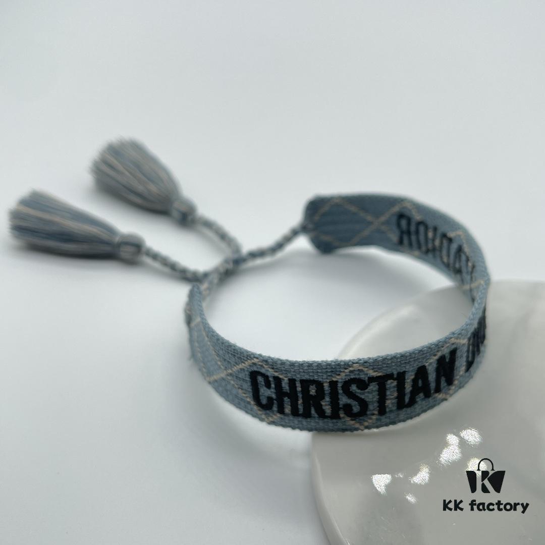 692ffa2999f2d84055c8e51d Dior Bracelet Top Version 🌟 Bottom Print Logo Clear, Full and Rounded ‼️ ZP Used for Sample Making, Already Quite Dirty and Old, One Very Noteworthy ️ Detail: Lettering Font is Intentionally Irregular, Not Neat. Authentic Sample Inspired 🌟 Vintage Aged Fashion Look, Upgraded Materials and Complex Craftsmanship, Worn by Numerous Celebrities – Grab Yours Now! New Colors Continuously Updated...